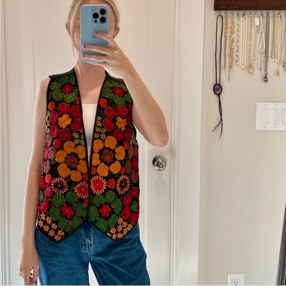 Handmade 100% Cotton Embroidered Red and Orange Fall Vest - Picture 2 of 7